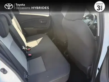 Photo 6 Toyota Yaris  100h Dynamic 5p RC19