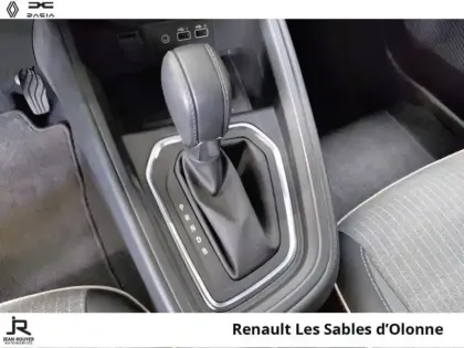 Photo 5 Renault Clio  1.6 E-Tech 145ch full hybrid Techno - 24