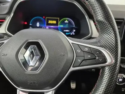 Photo 11 Renault Captur  1.6 E-Tech hybride 145ch RS Line