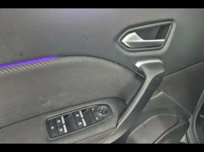 Photo 12 Renault Captur  1.6 E-Tech hybride 145ch RS Line