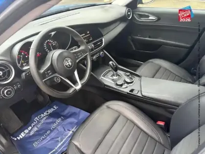 Photo 13 Alfa Romeo Giulia  2.2 JTD 160ch Super AT8 MY19