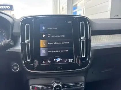 Photo 8 Volvo XC40  T2 129ch Momentum Business Geartronic 8
