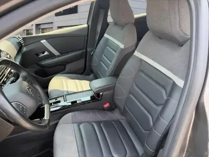 Photo 8 Citroën C4  BlueHDi 130ch S&S Shine EAT8