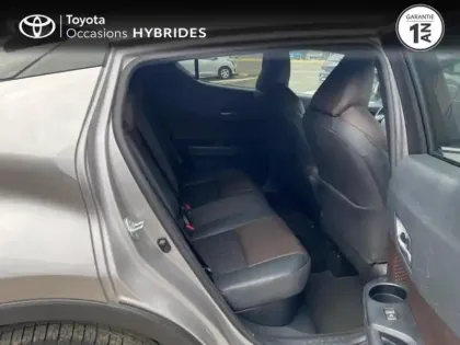 Photo 6 Toyota C-HR  122h Distinctive 2WD E-CVT RC18