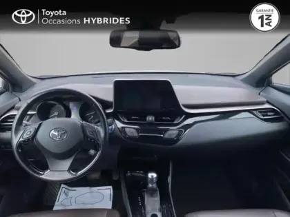 Photo 7 Toyota C-HR  122h Distinctive 2WD E-CVT RC18