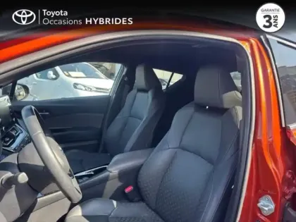 Photo 10 Toyota C-HR  184h Première 2WD E-CVT MC19