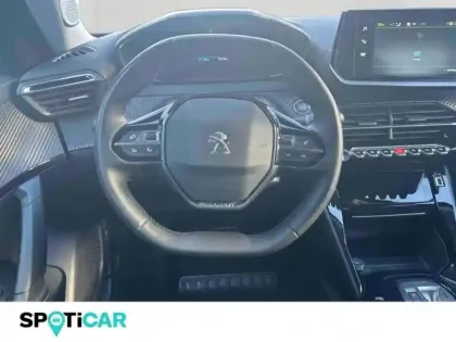 Photo 12 Peugeot 2008  e- 136ch Allure