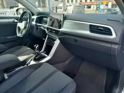 Photo 11 Volkswagen T-roc  1.0 TSI 110ch Life
