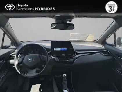 Photo 7 Toyota C-HR  184h Distinctive 2WD E-CVT MY22