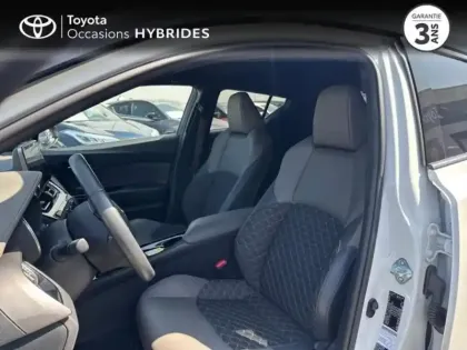 Photo 10 Toyota C-HR  184h Distinctive 2WD E-CVT MY22