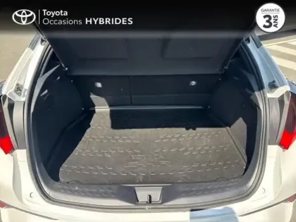 Photo 9 Toyota C-HR  184h Distinctive 2WD E-CVT MY22