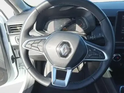 Photo 14 Renault Clio  1.6 E-Tech hybride 145ch Equilibre