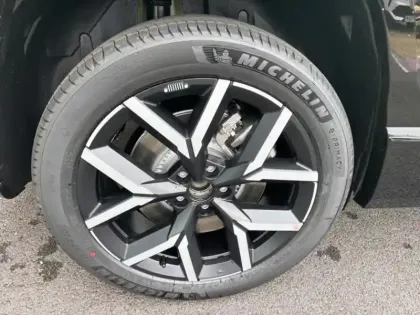 Photo 9 Jeep Compass  1.6 Turbo T4 225ch e-Hybrid Plug-in First Edition BVR7
