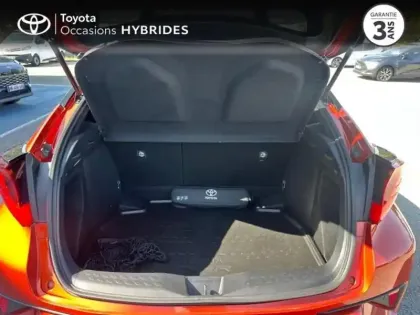Photo 9 Toyota C-HR  122h Distinctive 2WD E-CVT MY20