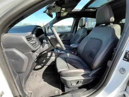Photo 9 Ford Kuga  2.5 Duratec 243ch Hybride Rechargeable ST-Line X Powershift