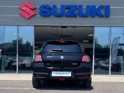 Photo 5 Suzuki Swift  1.2 Hybrid 83ch Pack
