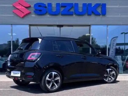 Photo 6 Suzuki Swift  1.2 Hybrid 83ch Pack