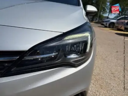 Photo 12 Opel Astra  1.2 Turbo 130ch Elegance 7cv