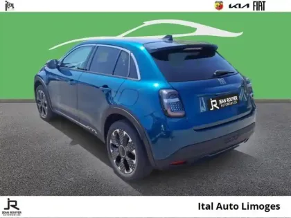 Photo 6 Fiat 600  1.2 Hybrid Turbo 110ch La Prima eDCT6