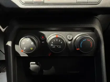 Photo 6 Dacia Sandero Essentiel SCe 65 -22