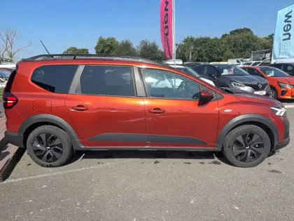 Photo 11 Dacia Jogger  Hybrid 140 5 places GSR2