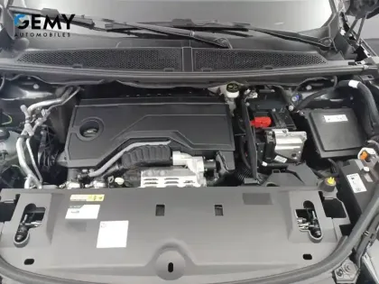 Photo 11 Peugeot 5008  Hybrid 145 ch e-DCS6