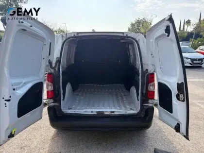 Photo 5 Peugeot Partner  FOURGON STANDARD 650 KG BLUEHDI 100 S&S BVM6