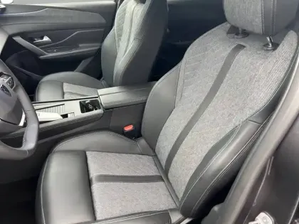 Photo 10 Peugeot 408  PHEV 180 e-EAT8