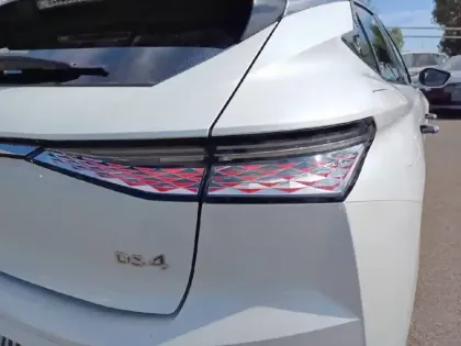 Photo 16 DS DS 4  Hybride E-Tense 225 EAT8