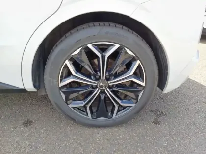 Photo 12 DS DS 4  Hybride E-Tense 225 EAT8