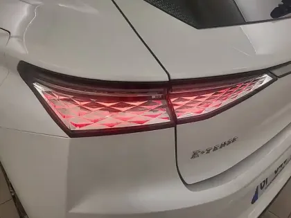 Photo 39 DS DS 4  Hybride E-Tense 225 EAT8