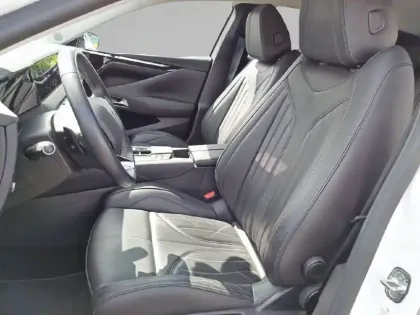 Photo 10 DS DS 4  Hybride E-Tense 225 EAT8