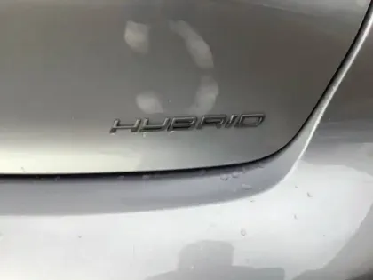 Photo 19 Peugeot 208  Hybrid 100 e-DCS6