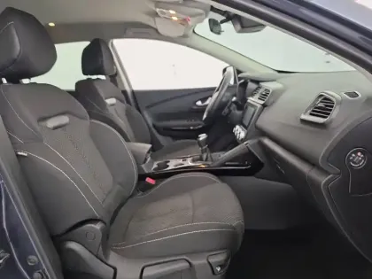 Photo 371 Renault Kadjar  Blue dCi 115