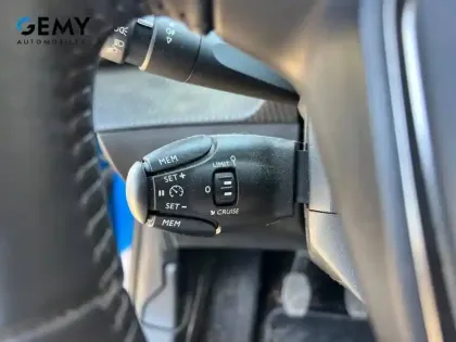Photo 13 Peugeot 208  BlueHDi 100 S&S BVM6