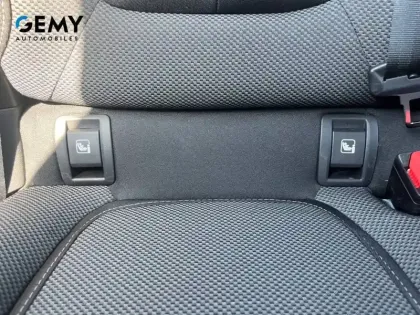 Photo 19 Renault Megane  IV Berline Blue dCi 115 EDC