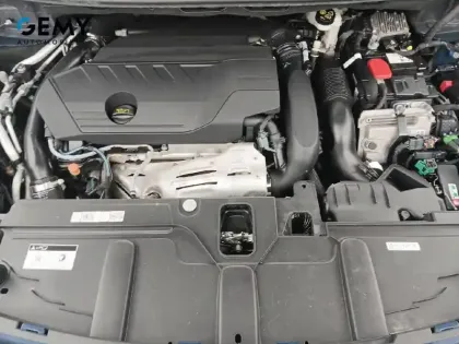 Photo 15 Peugeot 3008  Hybrid 225 e-EAT8