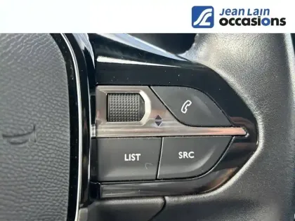 Photo 20 Peugeot 2008  PureTech 100 S&S BVM6