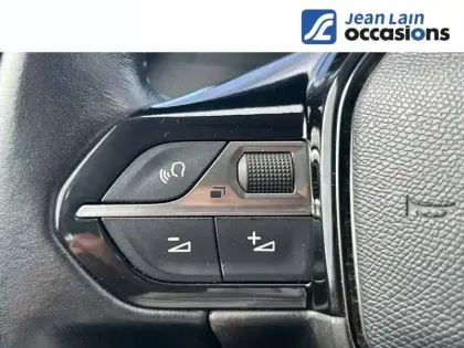 Photo 19 Peugeot 2008  PureTech 100 S&S BVM6