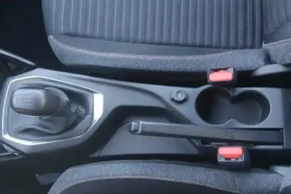 Photo 27 Peugeot 208  PureTech 75 S&S BVM5