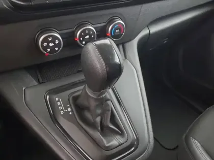 Photo 280 Renault Kangoo Van  BLUE DCI 95 EDC