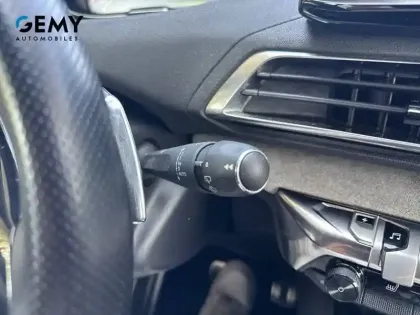 Photo 18 Peugeot 3008  Hybrid 225 e-EAT8