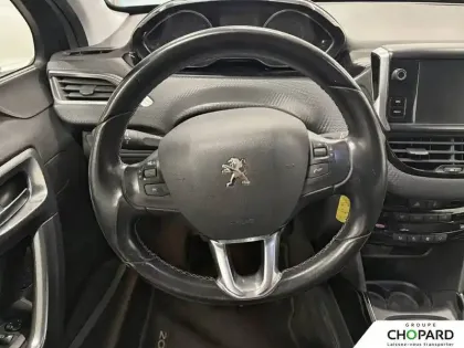 Photo 13 Peugeot 2008  PureTech 130ch S&S BVM6