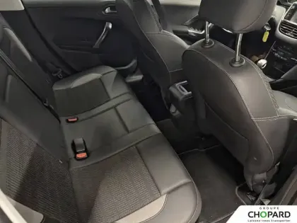 Photo 9 Peugeot 2008  PureTech 130ch S&S BVM6