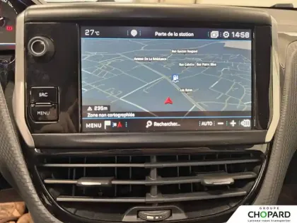 Photo 15 Peugeot 2008  PureTech 130ch S&S BVM6