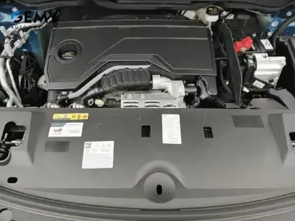Photo 11 Peugeot 3008  Hybrid 136 e-DCS6