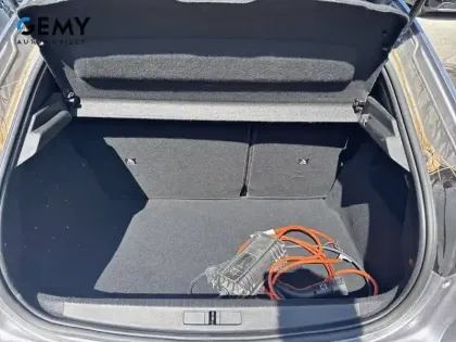 Photo 5 Peugeot 208  Electrique 50 kWh 136ch