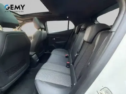 Photo 9 Peugeot 2008  PureTech 130 S&S BVM6