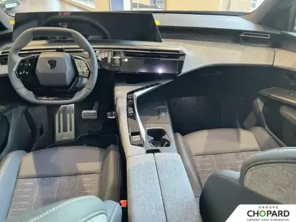 Photo 11 Peugeot 5008  Hybrid 145 ch e-DCS6