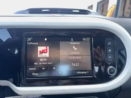 Photo 36 Renault Twingo  III E-Tech